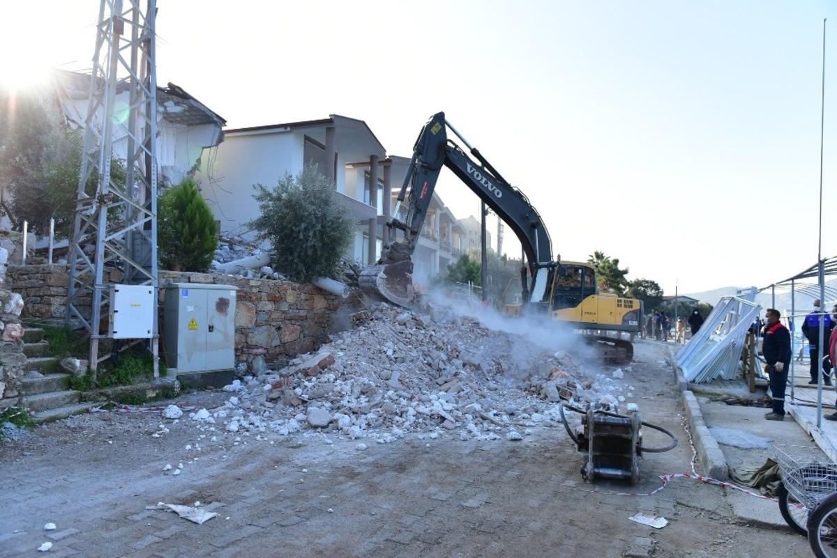 Marmaris&rsquo;te yıkımlar devam ediyor