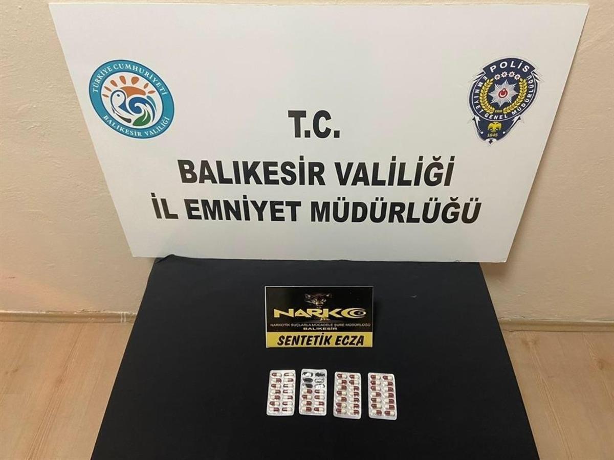 Balıkesir&rsquo;de 18 uyuşturucu ş&uuml;phelisi yakaladı
