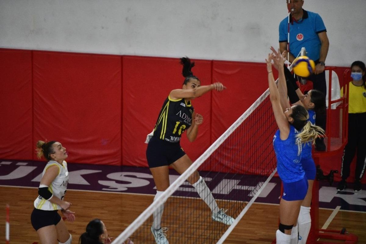 Gaziantep derbisinde Adam voleybol kazandı: 3-2