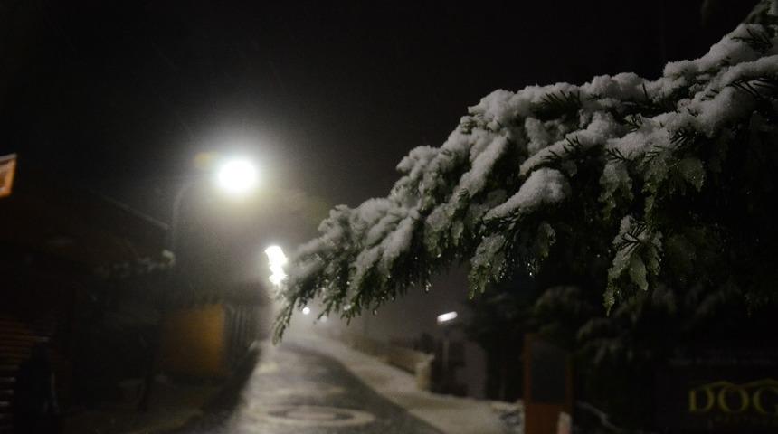 Ordu’ya mevsimin ilk karı düştü, kartpostallık görüntüler oluştu