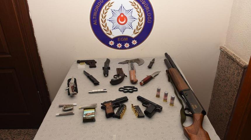 Barakada kumar oynarken yakalananlara Vali'den 'Ne diyeyim ki' tepkisi