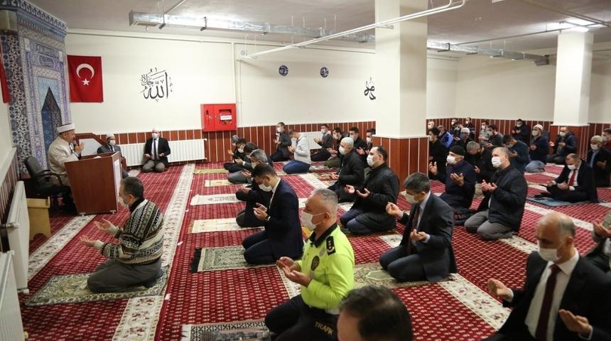 K&uuml;tahya&rsquo;da şehitlerimiz i&ccedil;in hatim programı d&uuml;zenlendi