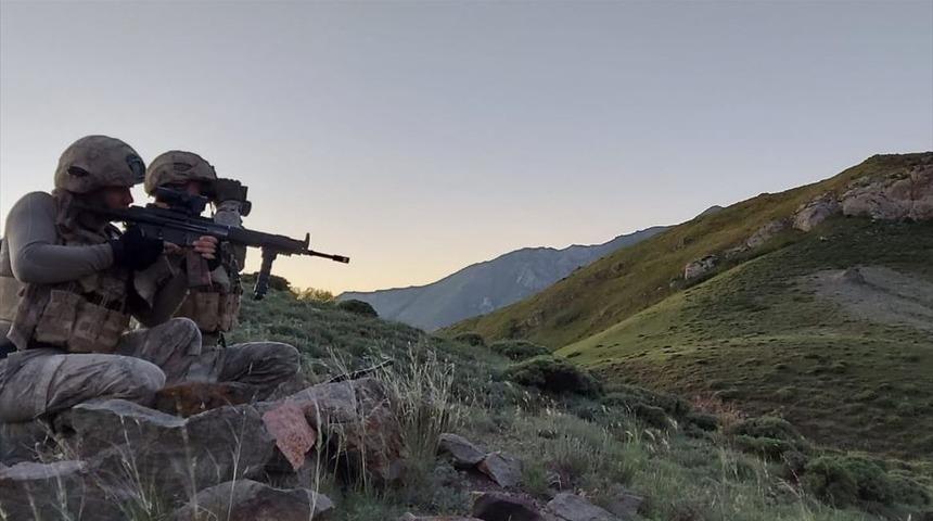 Bakan Soylu duyurdu! Van'da 'Yıldırım Bestler-17' operasyonu başlatıldı