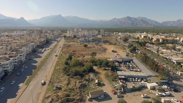 Kepez , moloz alanı yeşil  bahçeye dönüştürdü G3