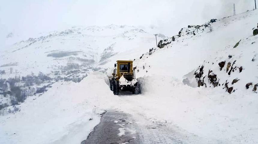 Bayburt&rsquo;ta kapalı k&ouml;y yolu bulunmuyor