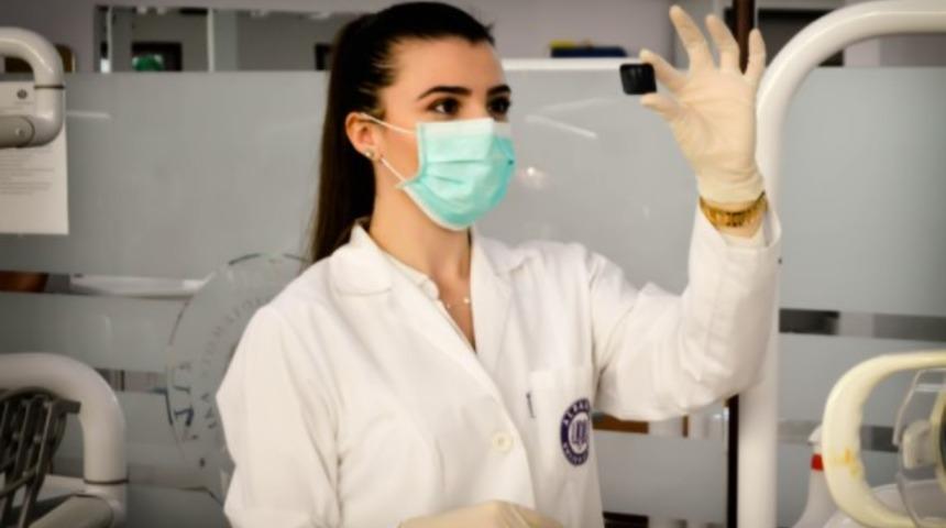 İnt&ouml;rn doktor nedir? İnt&ouml;rn doktor g&ouml;rev tanımı nasıldır?