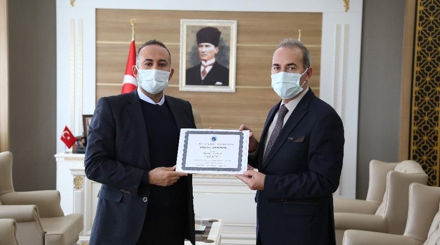 Ada&rsquo;m bir &ouml;d&uuml;lde ABD&rsquo;den aldı