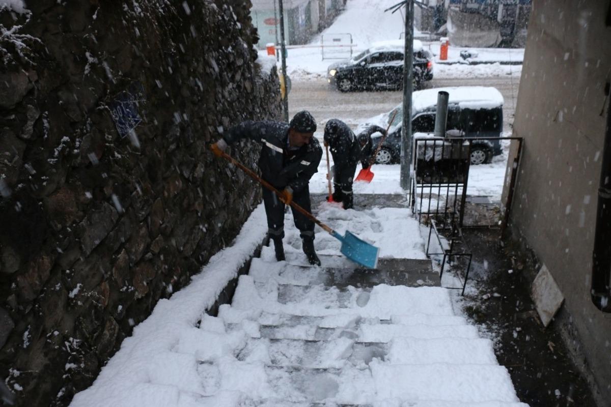 Bitlis&rsquo;te 87 k&ouml;y yolu ulaşıma kapalı