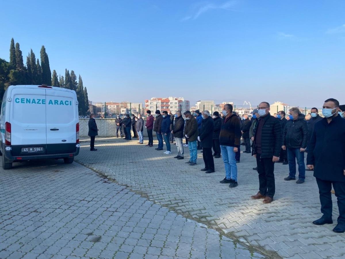 Eski meclis &uuml;yesi koronaya yenik d&uuml;şt&uuml;