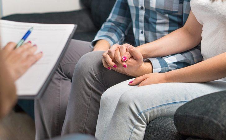 Çiftler ve aileler için ücretsiz danışmanlık hizmeti sürüyor G4