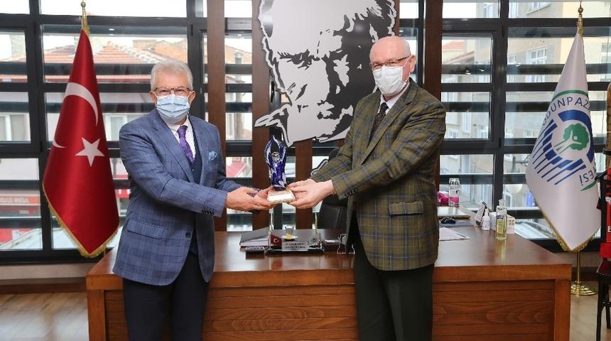 Ödemiş Belediye Başkanı Mehmet Eriş Başkan Kurt’u ziyaret etti