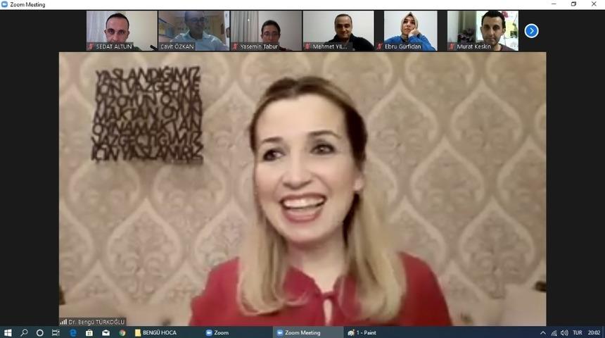 Televizyon ve telefon 0-3 yaş grubu &ccedil;ocukların dil gelişimini nasıl etkiliyor?