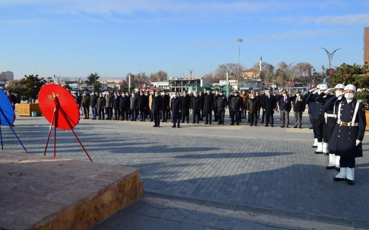 Vali Akın, "Temsil heyeti, milli m&uuml;cadele merkezi olarak &ccedil;alışmıştır"