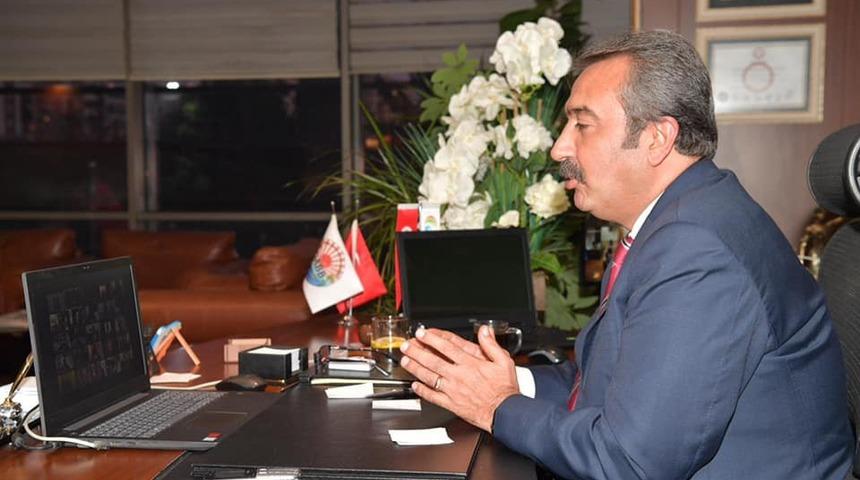 &Ccedil;etin&rsquo;den "birlik kardeşliği" &ouml;nerisi