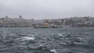 İstanbullular dikkat! Meteoroloji ve Valilikten sarı kodlu fırtına uyarısı