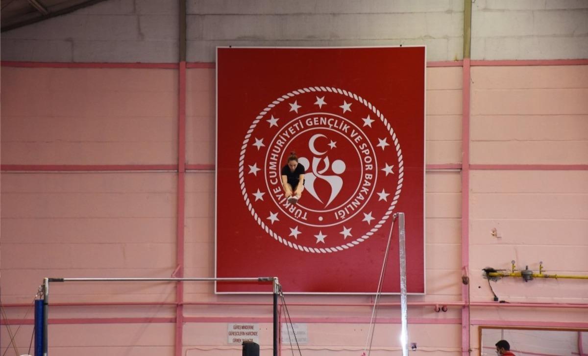 Livanur Yal&ccedil;ın, 2021 Avrupa Şampiyonası&rsquo;na hazırlanıyor