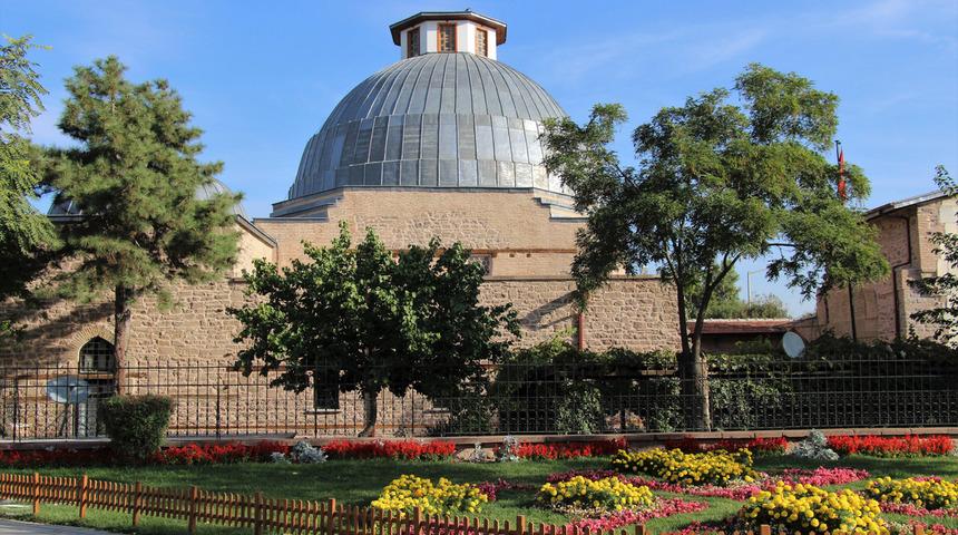 Karatay Medresesi nerede? Karatay Medresesi kime ait, hangi devlete ait? Karatay Medresesi Konya