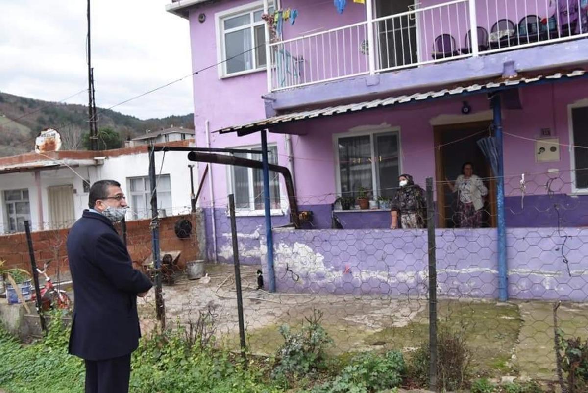 Başkan &Ouml;z&rsquo;den makamda değil yerinde y&ouml;netim anlayışı