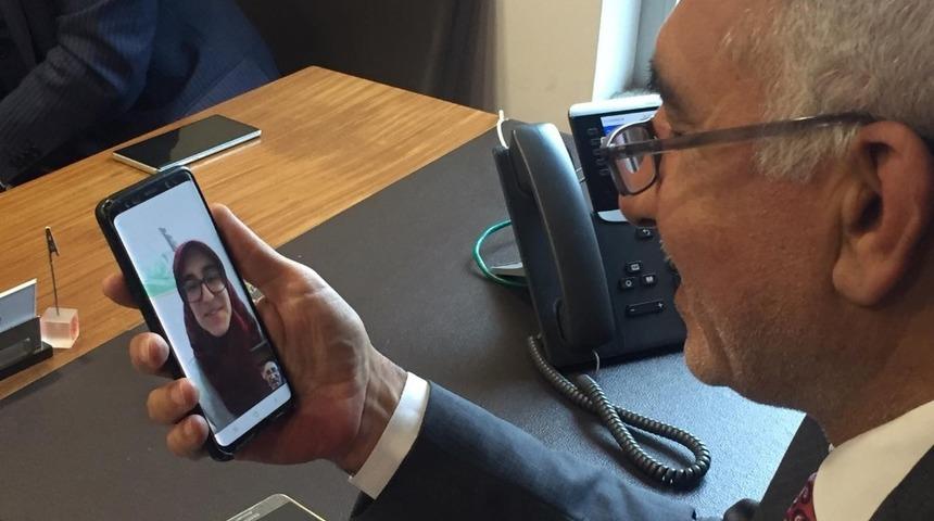 Milletvekili Yakup Taş genç yazarı tebrik etti