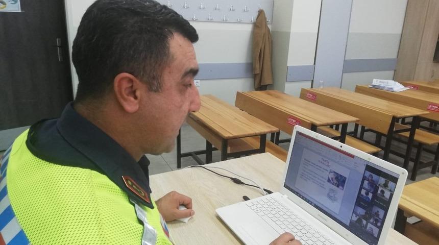 Öğrencilere  trafik eğitimi EBA’dan