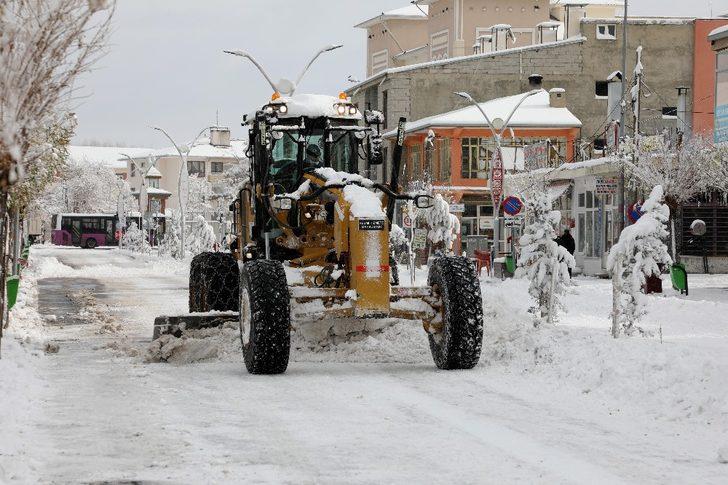 Gürpınar Belediyesi’nden karla mücadele seferberliği G2