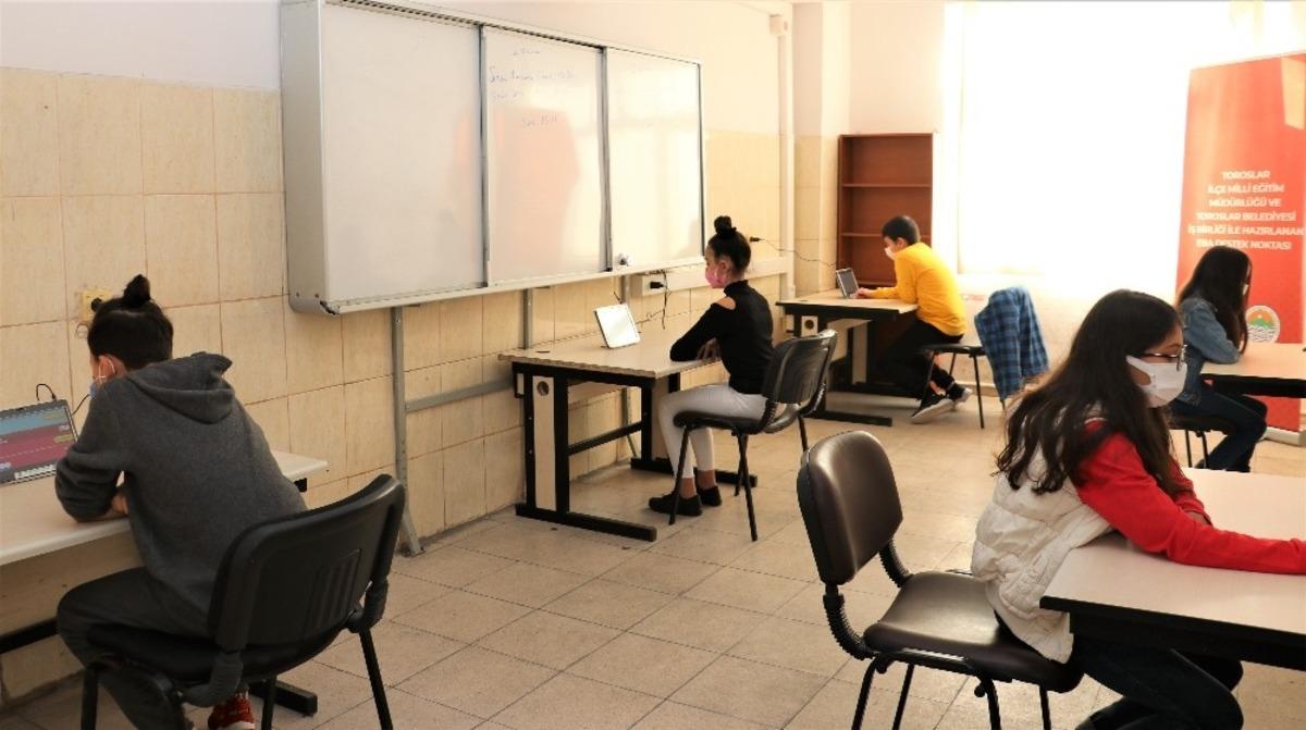 Toroslar Belediyesi, 26 EBA destek noktası ile &ouml;ğrencilerin yanında