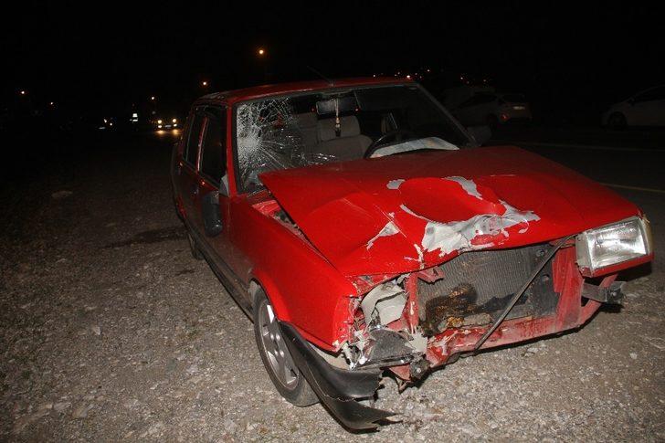 Otomobil ile çarpışan motosiklet sürücüsü öldü G1