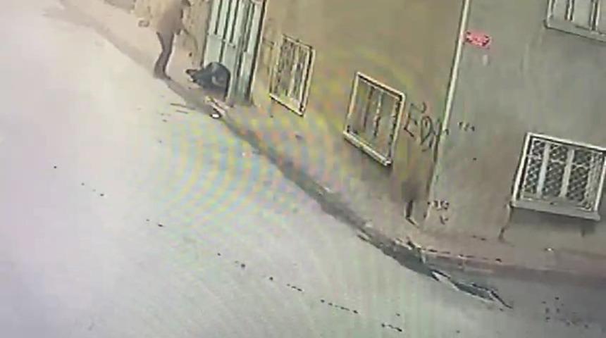 Eşini öldürüp intihara kalkıştı, hastanede hayatını kaybetti