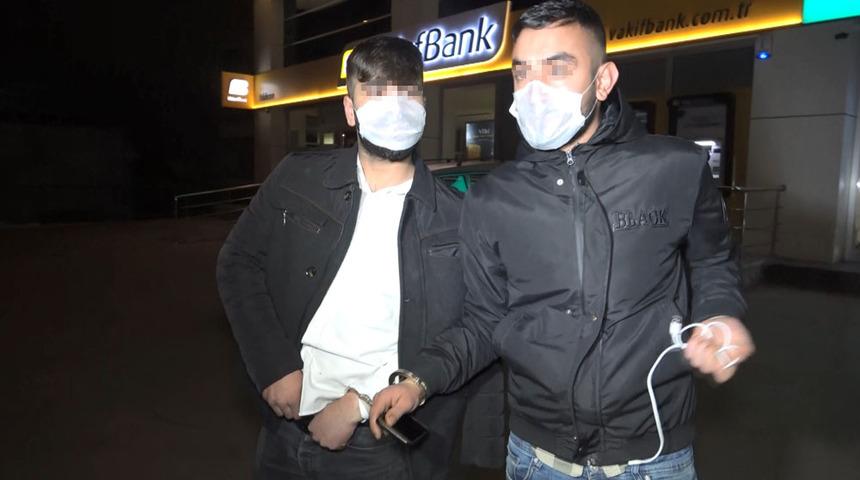 Kısıtlamayı ihlal eden 2 arkadaşın 'su almaya &ccedil;ıktık' bahanesi tutmadı