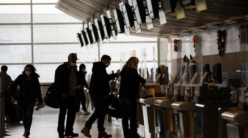 ABD, İngiltere'den gelen tüm yolculara 'test şartı' getirdi