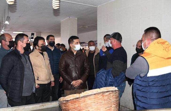 Başkan Günel, balık pazarı esnafıyla bir araya geldi G4