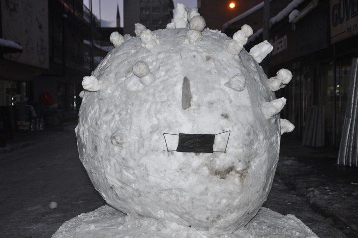 Yüksekovalı esnaf kardan korona virüs yaptılar G2