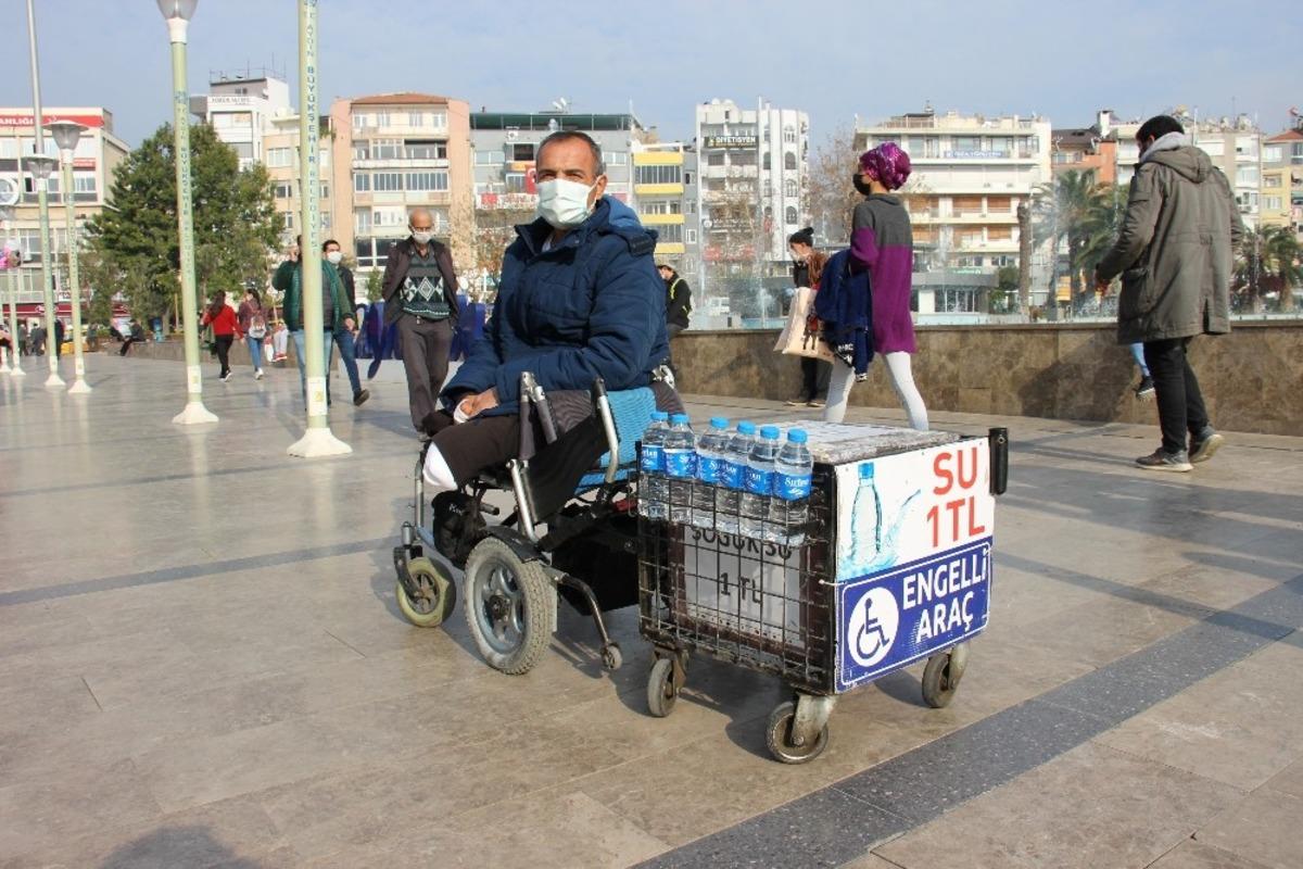 Protez bacak i&ccedil;in su satıyor