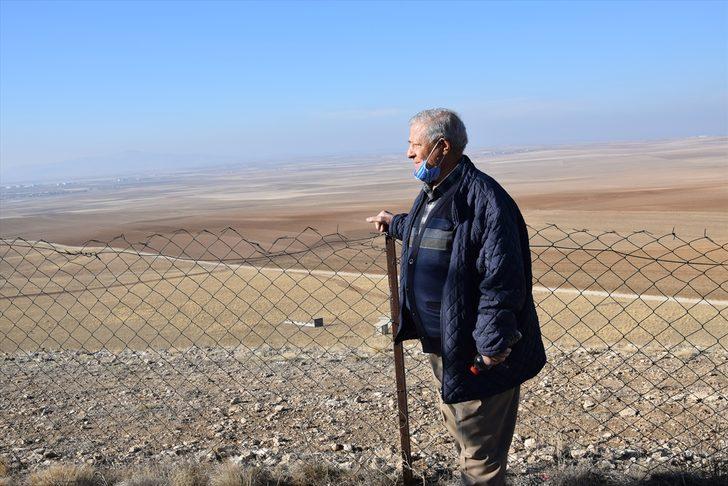 Ağaç sevgisi bozkırın ortasında küçük bir ormana dönüştü G3