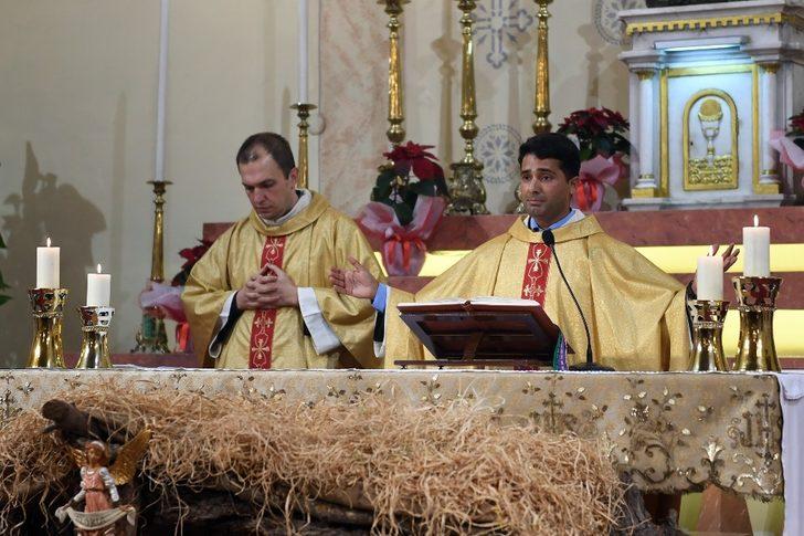 Başkan Seçer Noel ayinine katıldı G2