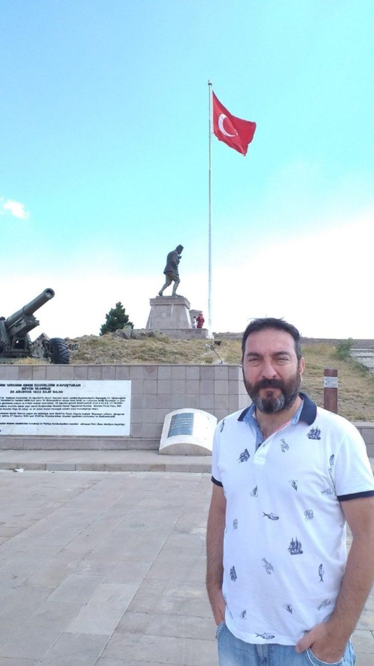 Cevdet Cantürk’ün “Atam Sana Aitiz” isimli kitabı çıktı G3