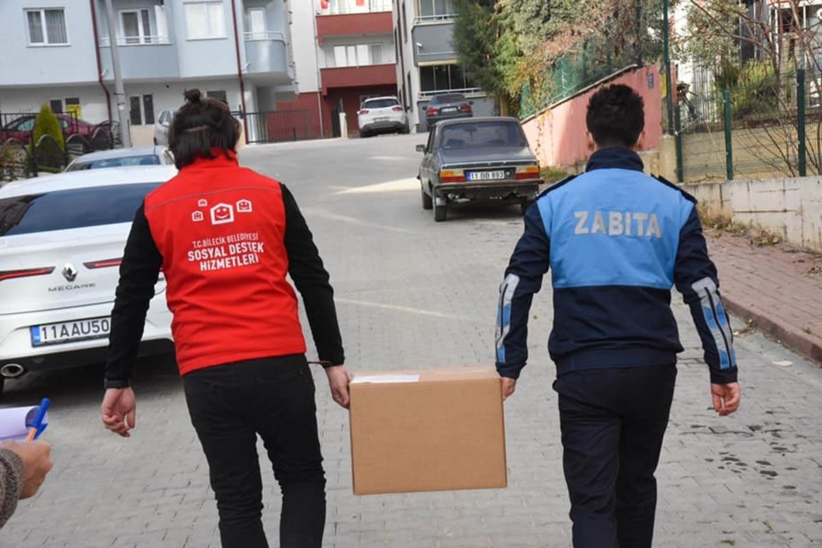 Esnafı bu zor g&uuml;nlerde yalnız bırakmadılar
