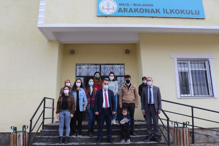 Bulanık Milli Eğitim Müdürü Tunçel,  okulları gezdi G4