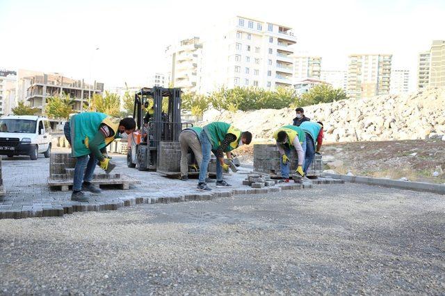 Karaköprü’de bir yılda 45 kilometre yol yapıldı