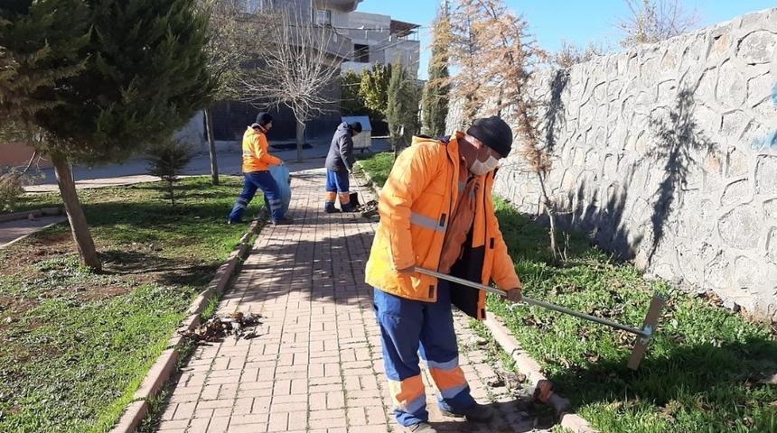 Parklar bakımdan ge&ccedil;iriliyor