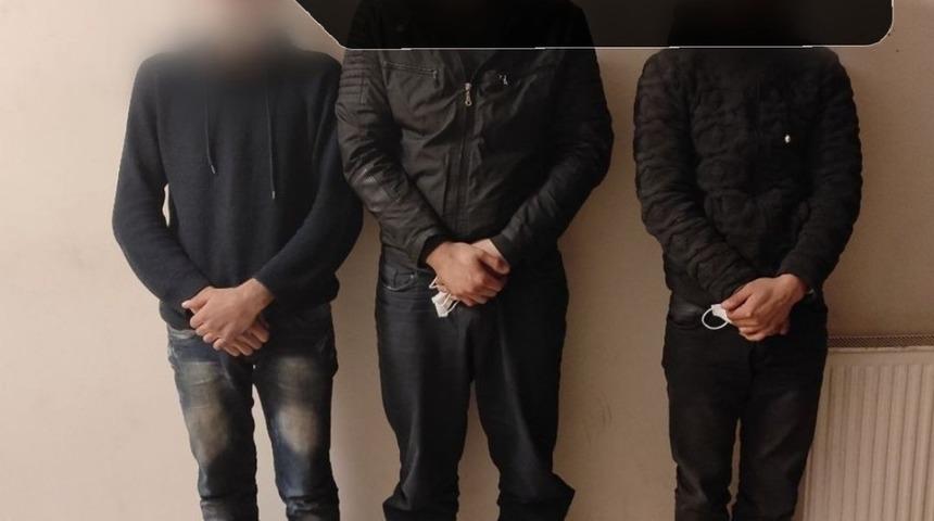 Silah imalatı yapılan iş yerine baskın: 3 g&ouml;zaltı