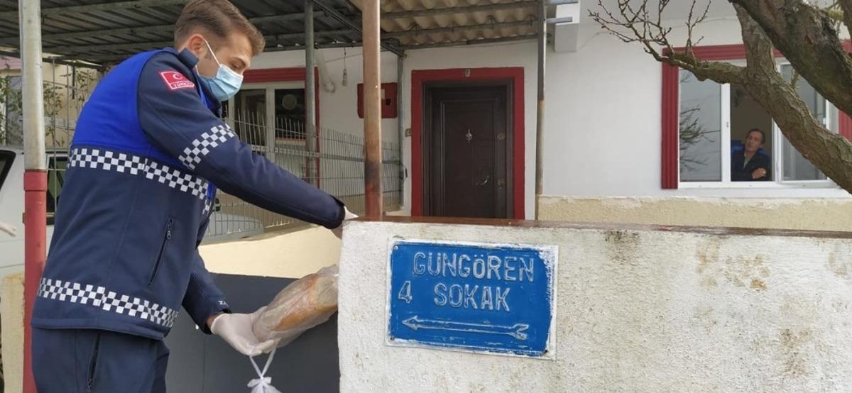 &Ccedil;an Belediyesi karantinadaki vatandaşları yalnız bırakmıyor