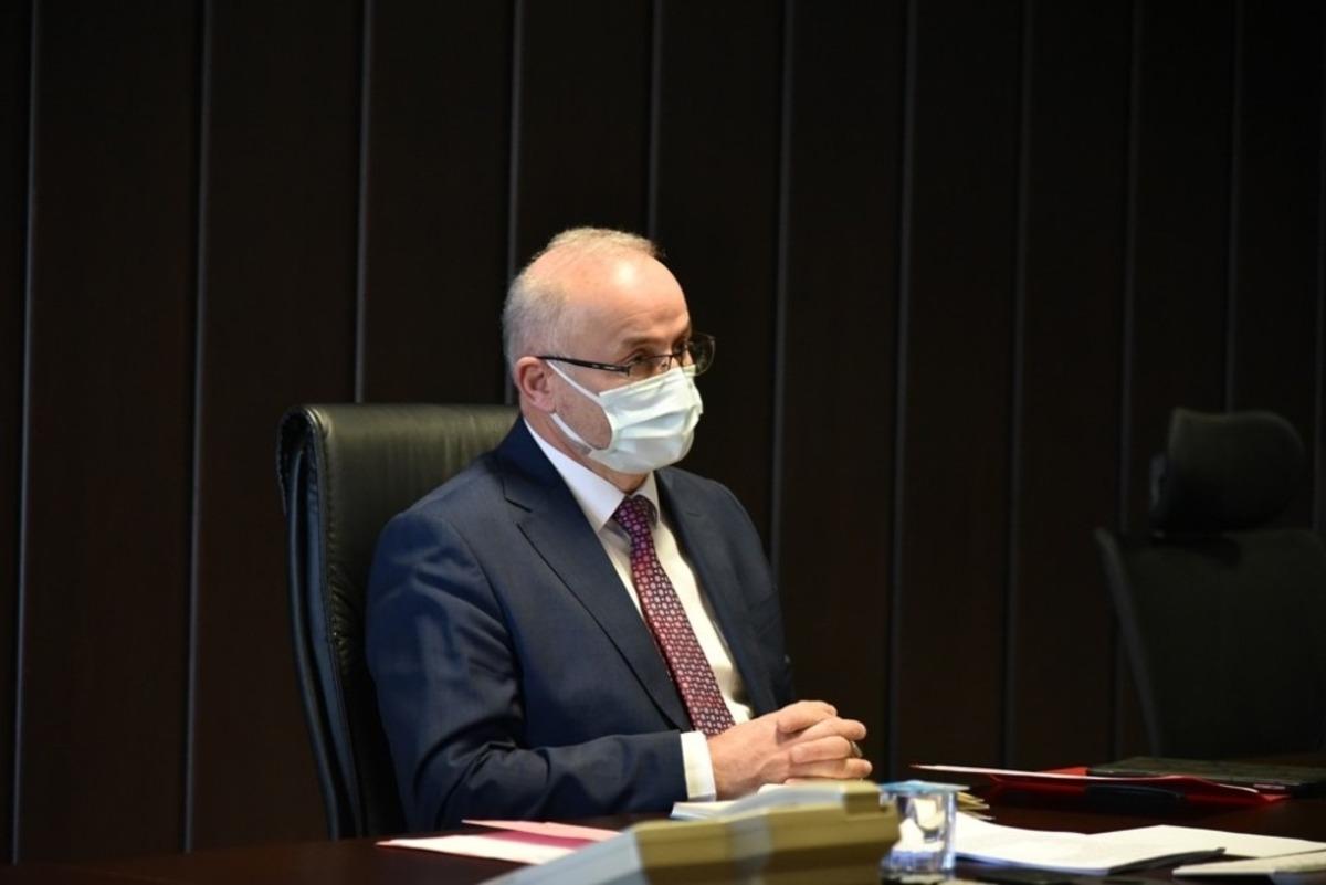 Rekt&ouml;r &Uuml;nal, eğitimde revizyon &ccedil;alışmalarına devam etti