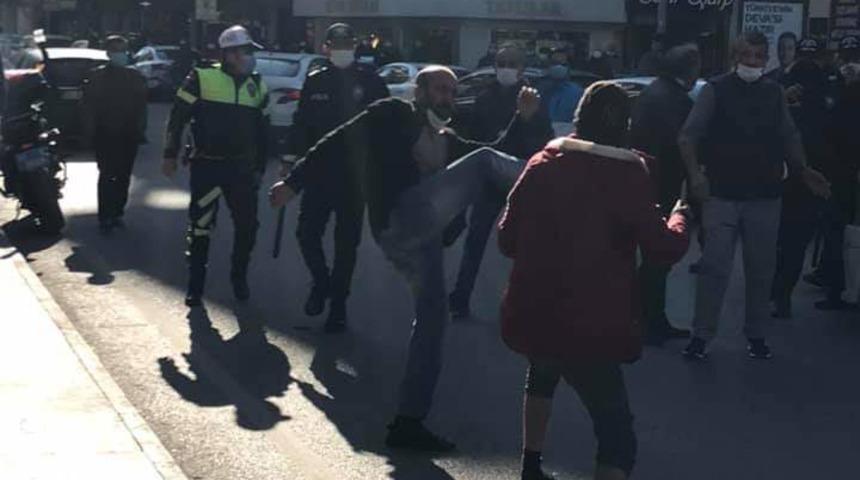 Kimlik soran polise bıçak çeken göçmen gözaltına alındı