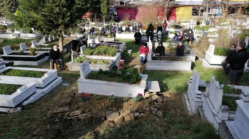 Kara&ouml;z dualarla anıldı