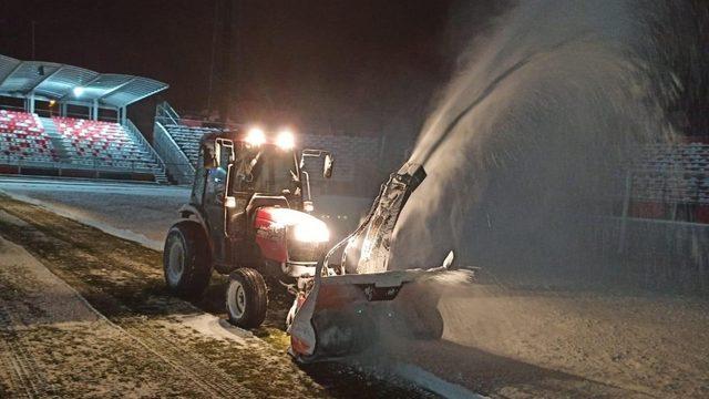Van Atatürk Şehir Stadı, Van Spor FK- Kastamonu SK maçına hazırlanıyor