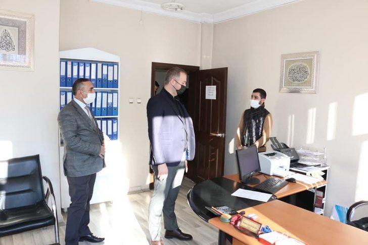 Hizan Kaymakamı Yelek, ilçe müftülüğünü ziyaret etti G2