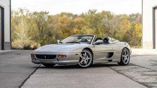 NBA Yıldızı Shaquille O'neal'ın Ferrari F355 Spider'ı satılıyor!