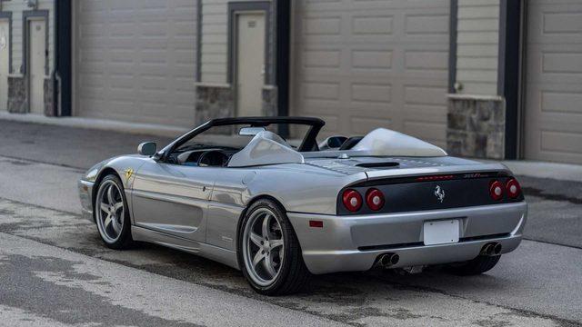 Ferrari F355 Spider