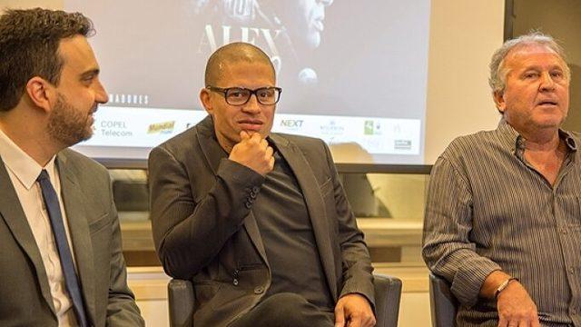 Zico, Fenerbahçe'deki Alex'ten tek talebini açıkladı